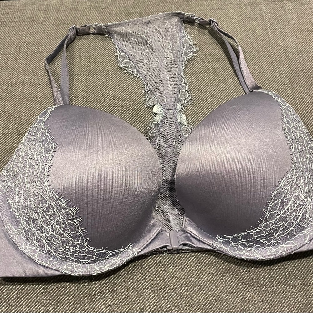 Victoria’s Secret Silver Racer Back 32C Bra
